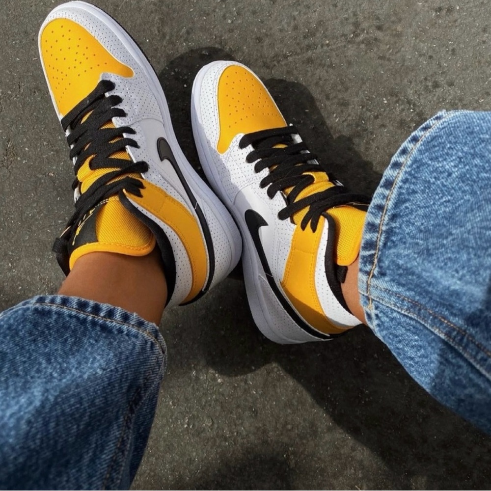 Jordan Women's Sneakers Yellow and Black